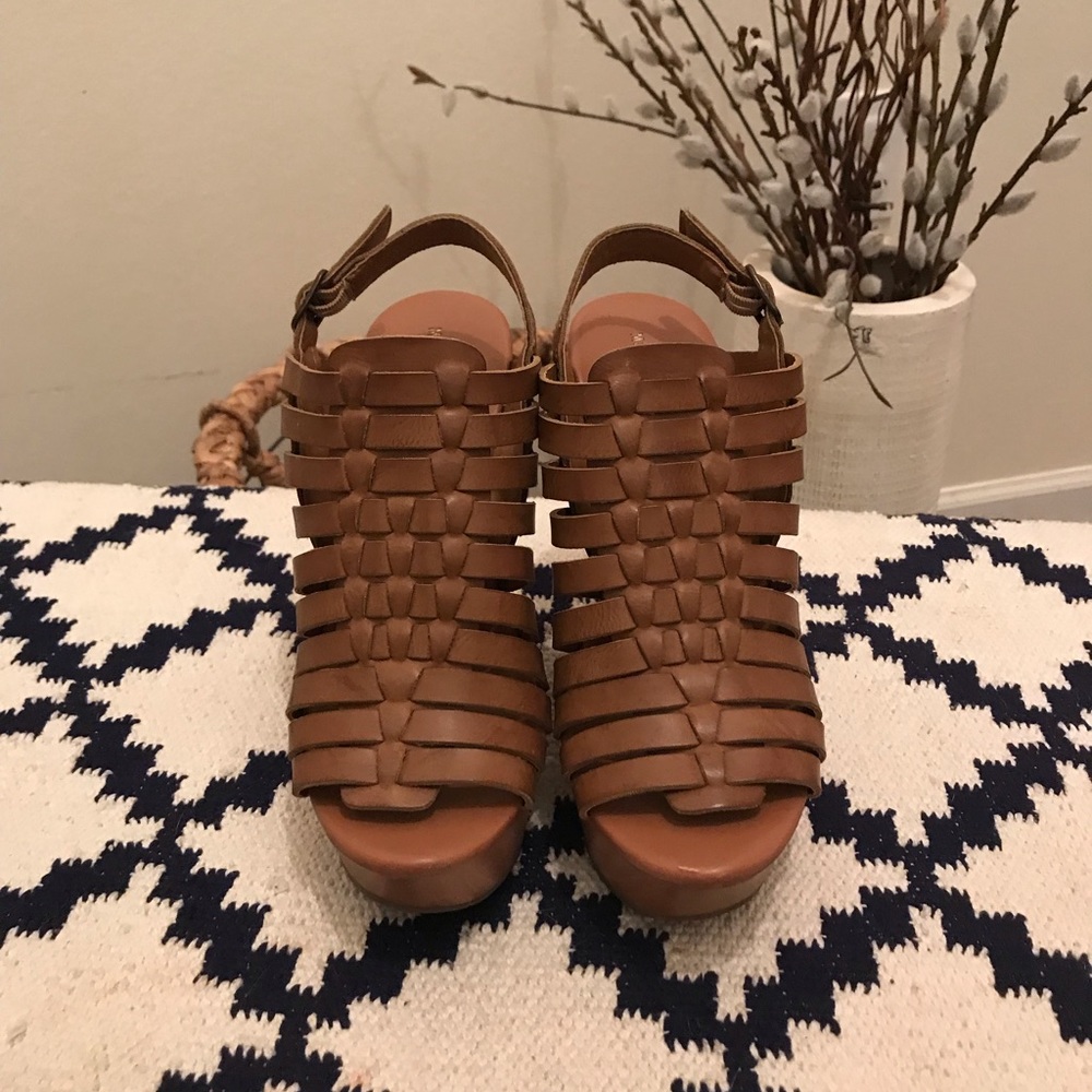 Mossimo platform wedge - Picture 2 of 3